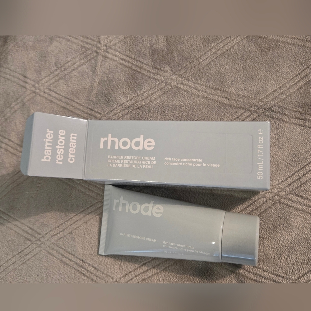 RHODE Barrier Restore Cream